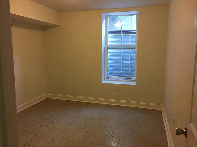 4128 Chester Ave #1R — Photo 6
