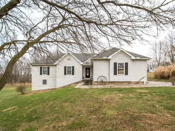 1148 Aberagg Rd, Atwater, OH 44201