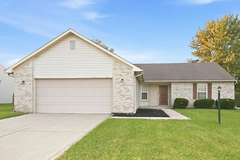 3 bed, 2.0 bath, 1501 sqft, $1,875 — Photo 1