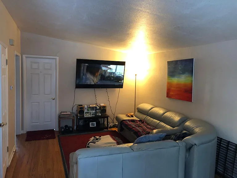 3312 Birch Pl — Photo 3