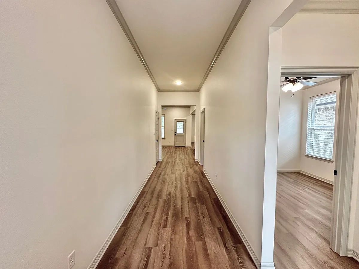 Building Photo - 3048 Legacy Cir