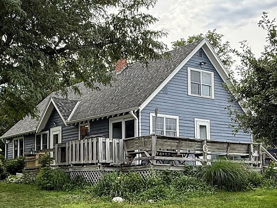 1.5 story home 