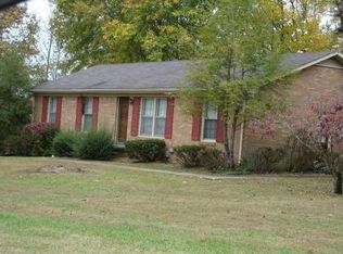 328 Welchwood Dr, Clarksville, TN 37040