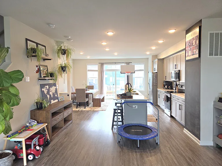 4363 Berkmar Dr — Photo 5