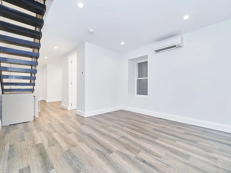 92 Morningside Ave #1C — Photo 11