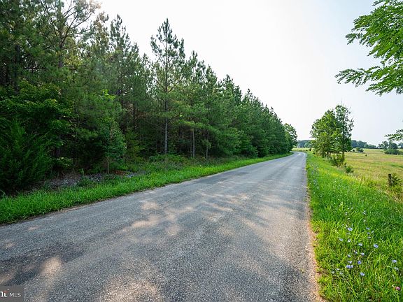 3rd image of Wyatt Miles Rd