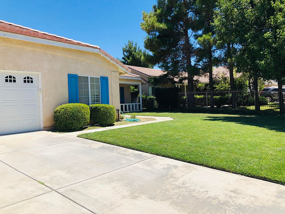 2nd image of 37568 Park Forest Ct