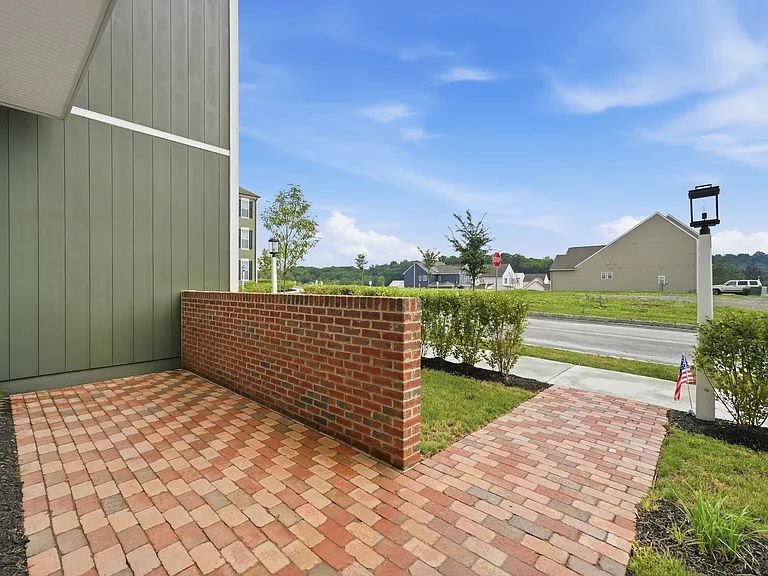 344 Highbridge Ln — Photo 20