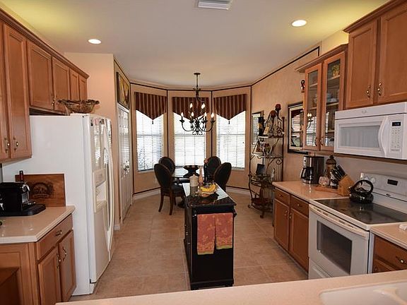 4th image of 1904 Batello Dr