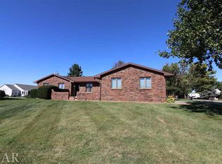 775 W Jackson St, Maroa, IL 61756