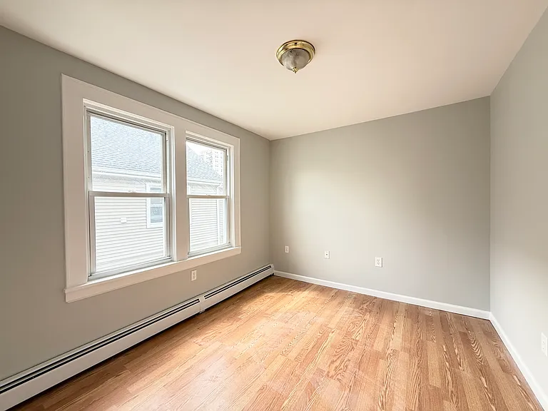 52 Manor St #1 — Photo 18