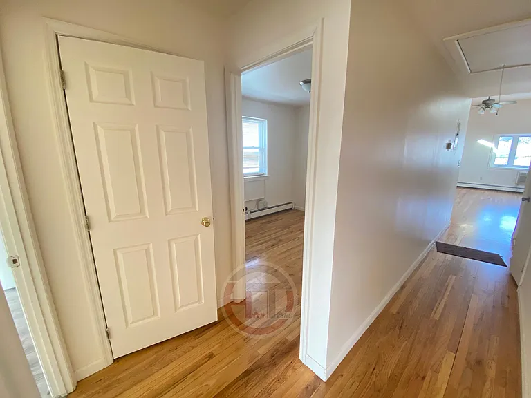 3186 Baisley Ave #2 — Photo 8