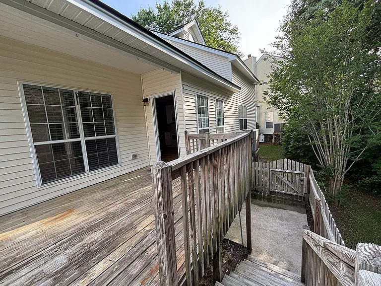 1715 Crystal Lake Dr — Photo 39