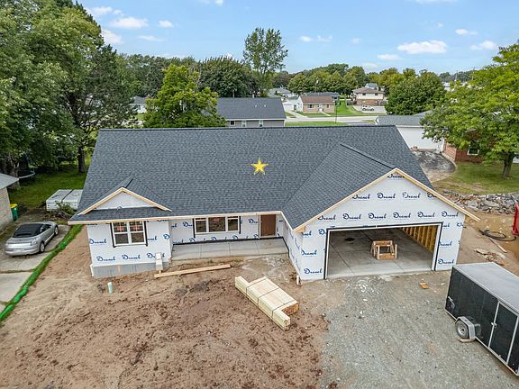 4th image of 1033 Gray St