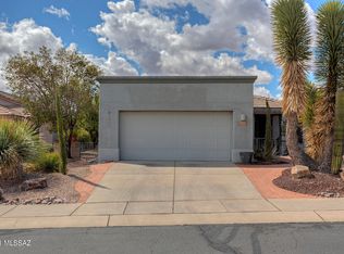 2209 W Gramercy Dr, Green Valley, AZ 85622