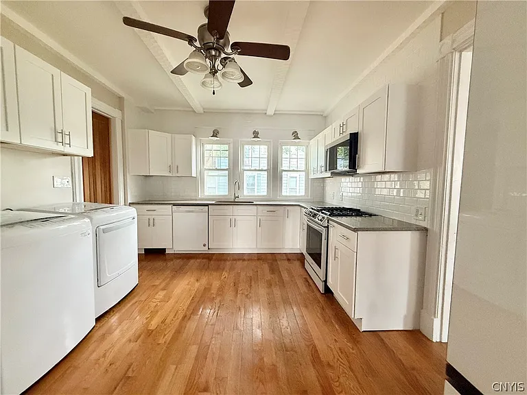 203 Keyes Ave — Photo 12