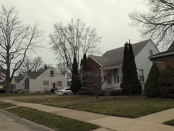 2nd image of 23170 Normandy Ave