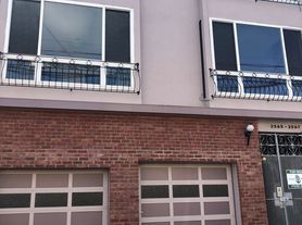 2565 Greenwich, 2565 Greenwich Street