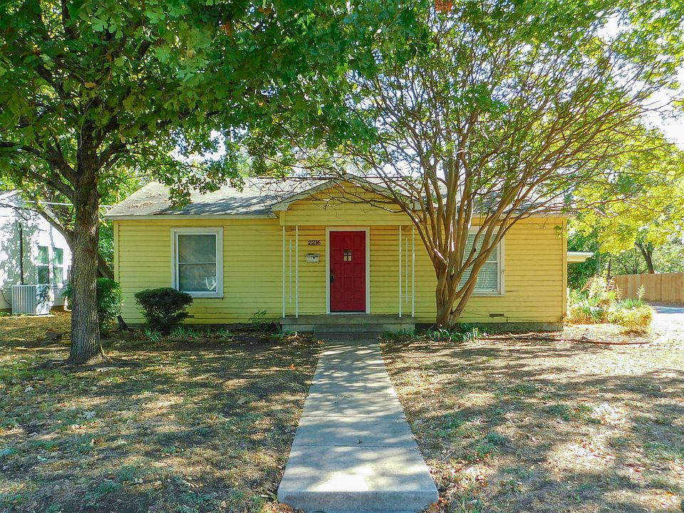 1st image of 2216 Palmer Dr
