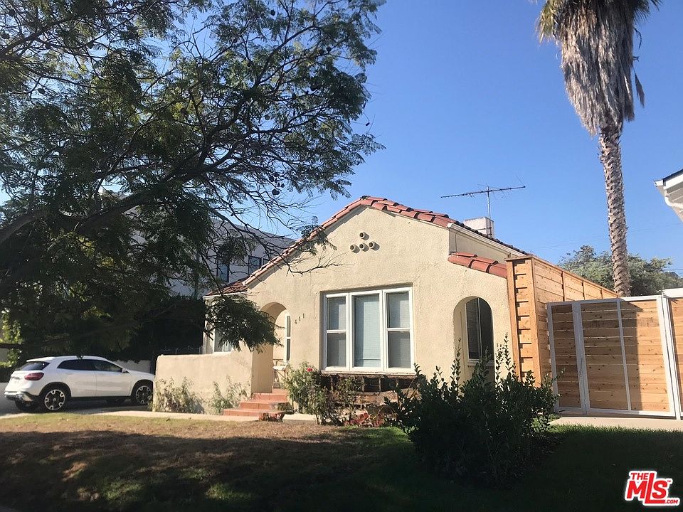 1st image of 611 N Curson Ave