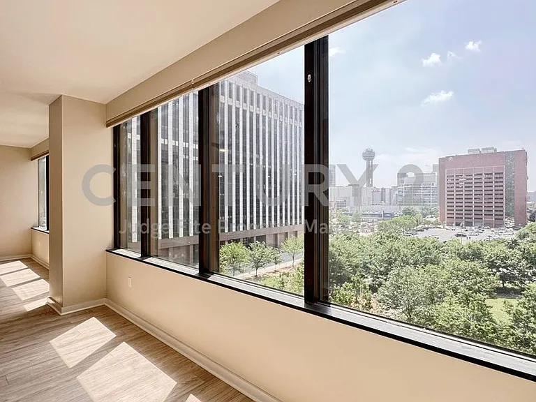 1200 Main St #506 — Photo 4