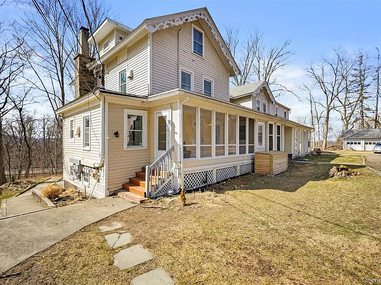 67 Old Albany Post Rd #4 — Photo 7
