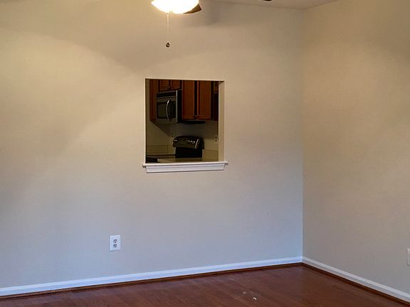 5th image of 4214 Stockbridge Dr #79B