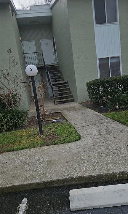 1st image of 572 BAHIA CIRCLE B #205
