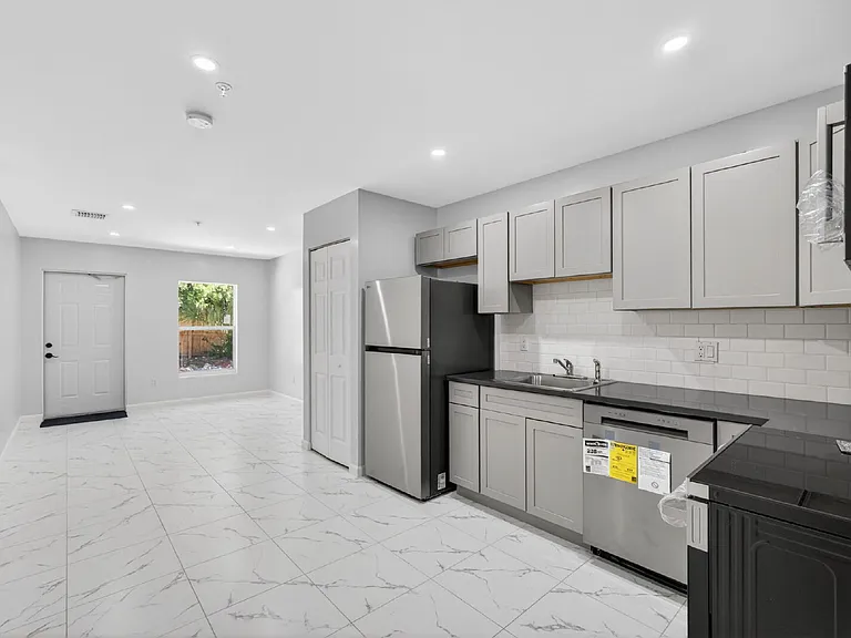 3255 Avenue J #2 — Photo 43
