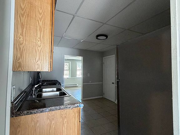 4th image of 160A Macarthur Ave #160A
