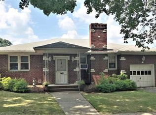 186 Woodside Ave, Lodi, NJ 07644