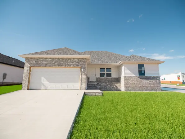 1371 E Macon Street, Republic, MO 65738