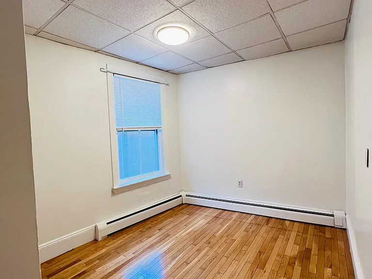 11 Franklin St #1 — Photo 9