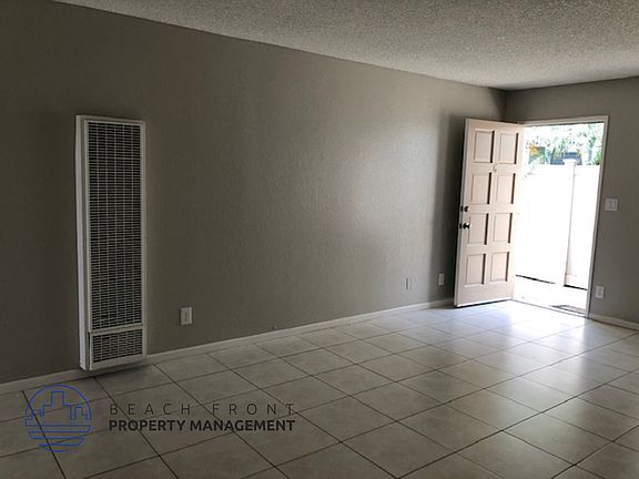 5th image of 2186 Pacific Ave #F