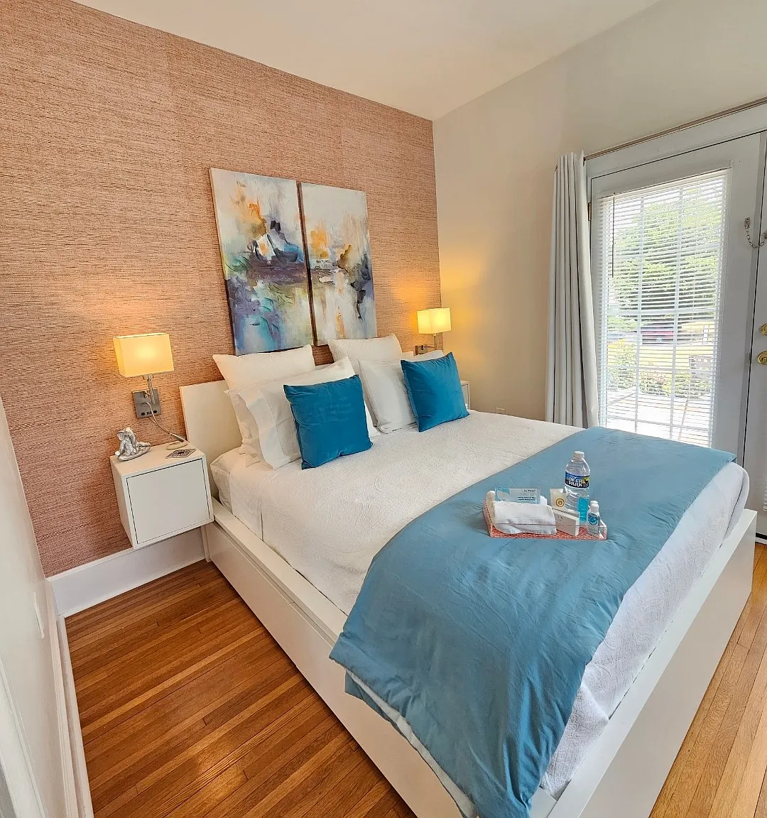3541 Fort Ave — Photo 1