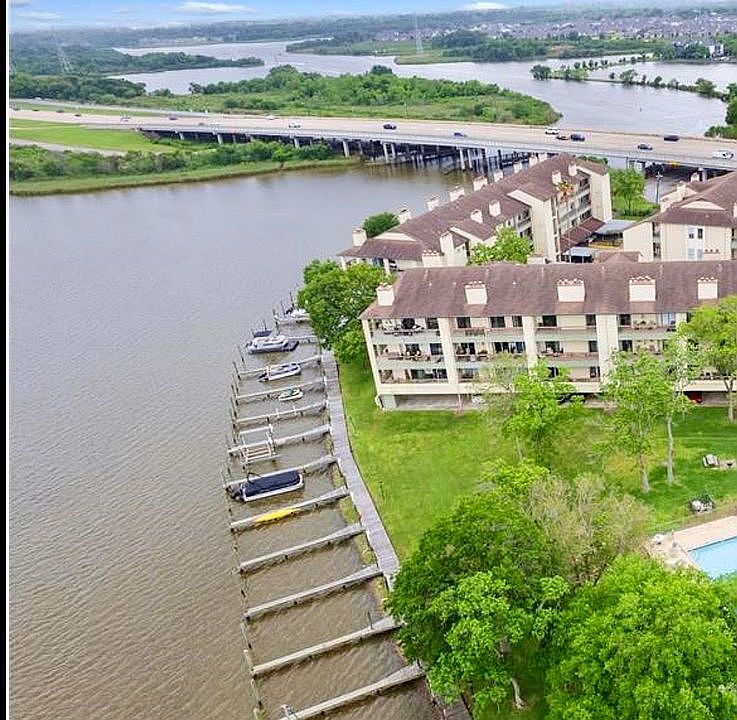 The Point Condos-Egret Bay 