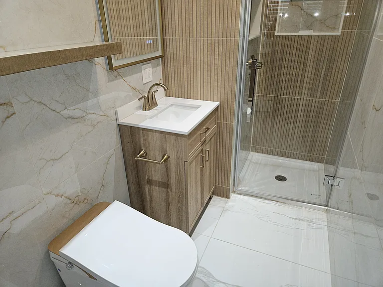 94 Briggs Ave #1 — Photo 15