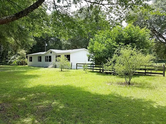 2nd image of 1608 NE 97th Street Rd