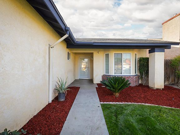 3rd image of 6709 Pauline Ct