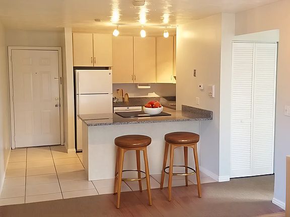 3rd image of 227 N H St APT 108