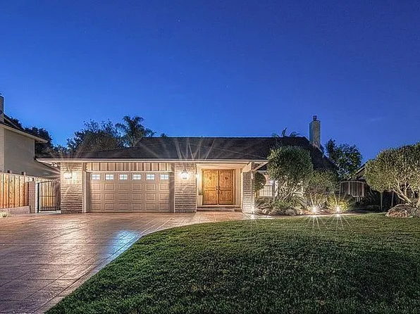 23016 Espada Dr, Salinas, CA 93908
