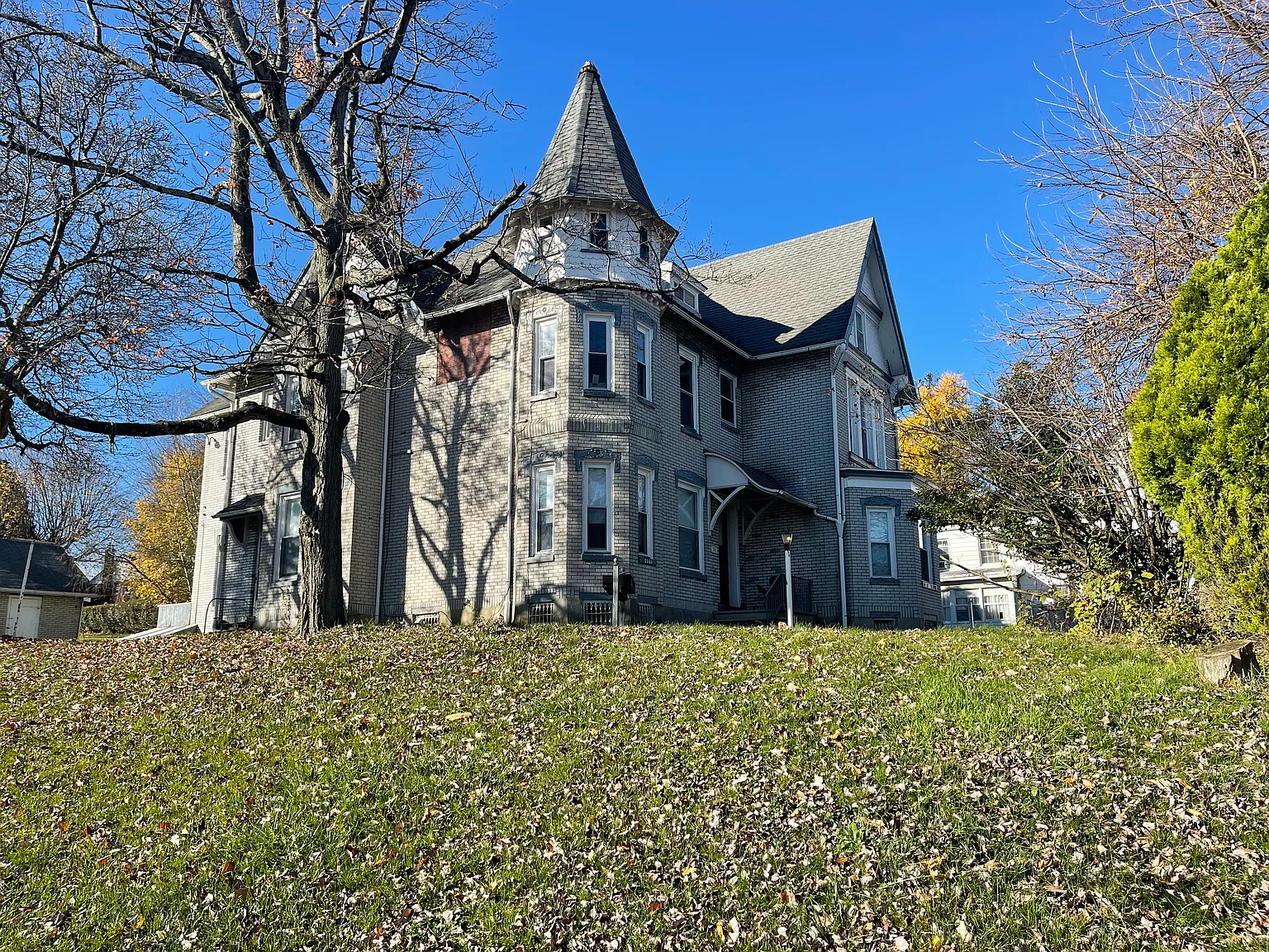 1 bed, 650 sqft, $1,200 — Photo 2