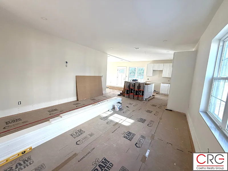 140 Summer St — Photo 4