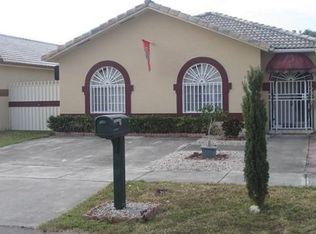 2758 W 69th Ter, Hialeah, FL 33016