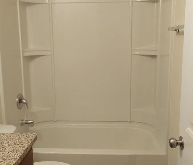 2nd bath room