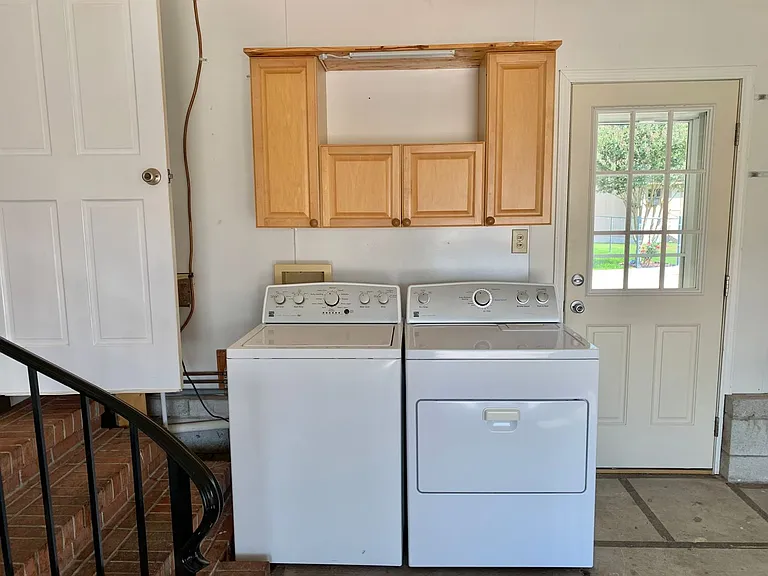 213 Dogwood St — Photo 34