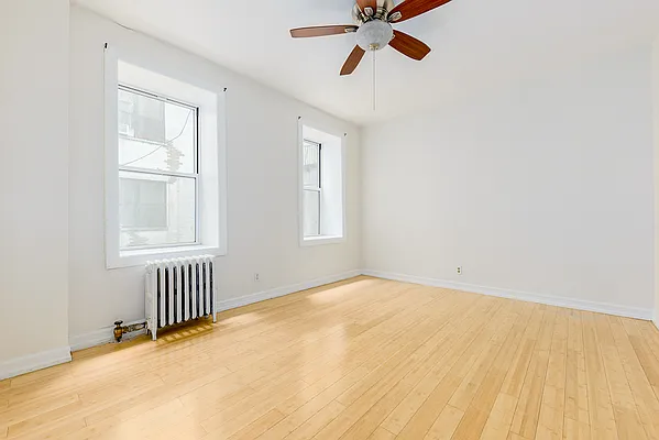 Rented by A&E Real Estate Management | media 8