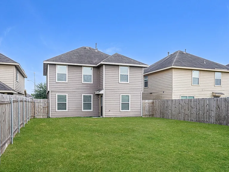 19002 Volga River Dr — Photo 5