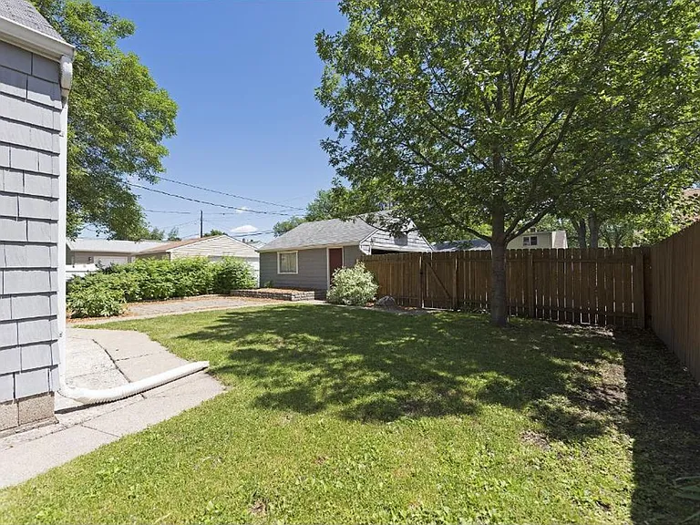 6741 Xerxes Ave S — Photo 25