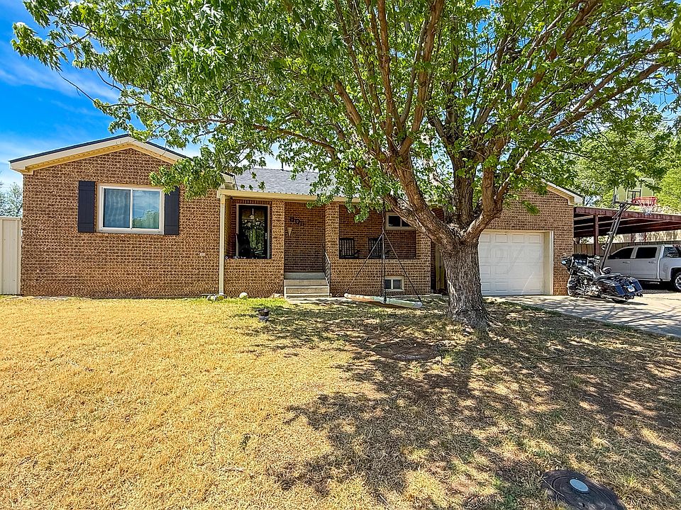 2nd image of 305 Frontera St